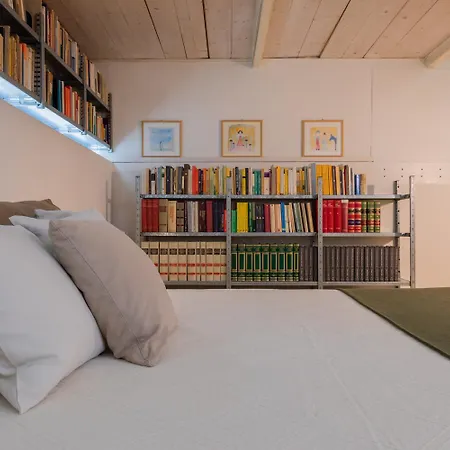 L'angolo Del Libro By Wonderful Italy Turin