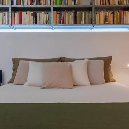 L'angolo Del Libro By Wonderful Italy Torino