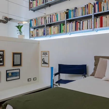 Daire L'angolo Del Libro By Wonderful Italy Torino