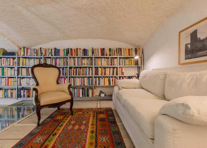 L'angolo Del Libro By Wonderful Italy * Turin